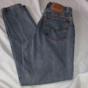 ✔️Vintage Mom High Rise 921 Levi Jeans